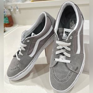 Vans Off The Wall Suede/Canvas Laced Juniors Unisex Trainers #500714 Grey